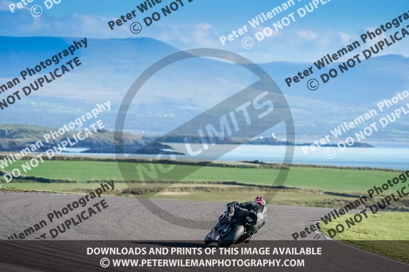 anglesey no limits trackday;anglesey photographs;anglesey trackday photographs;enduro digital images;event digital images;eventdigitalimages;no limits trackdays;peter wileman photography;racing digital images;trac mon;trackday digital images;trackday photos;ty croes